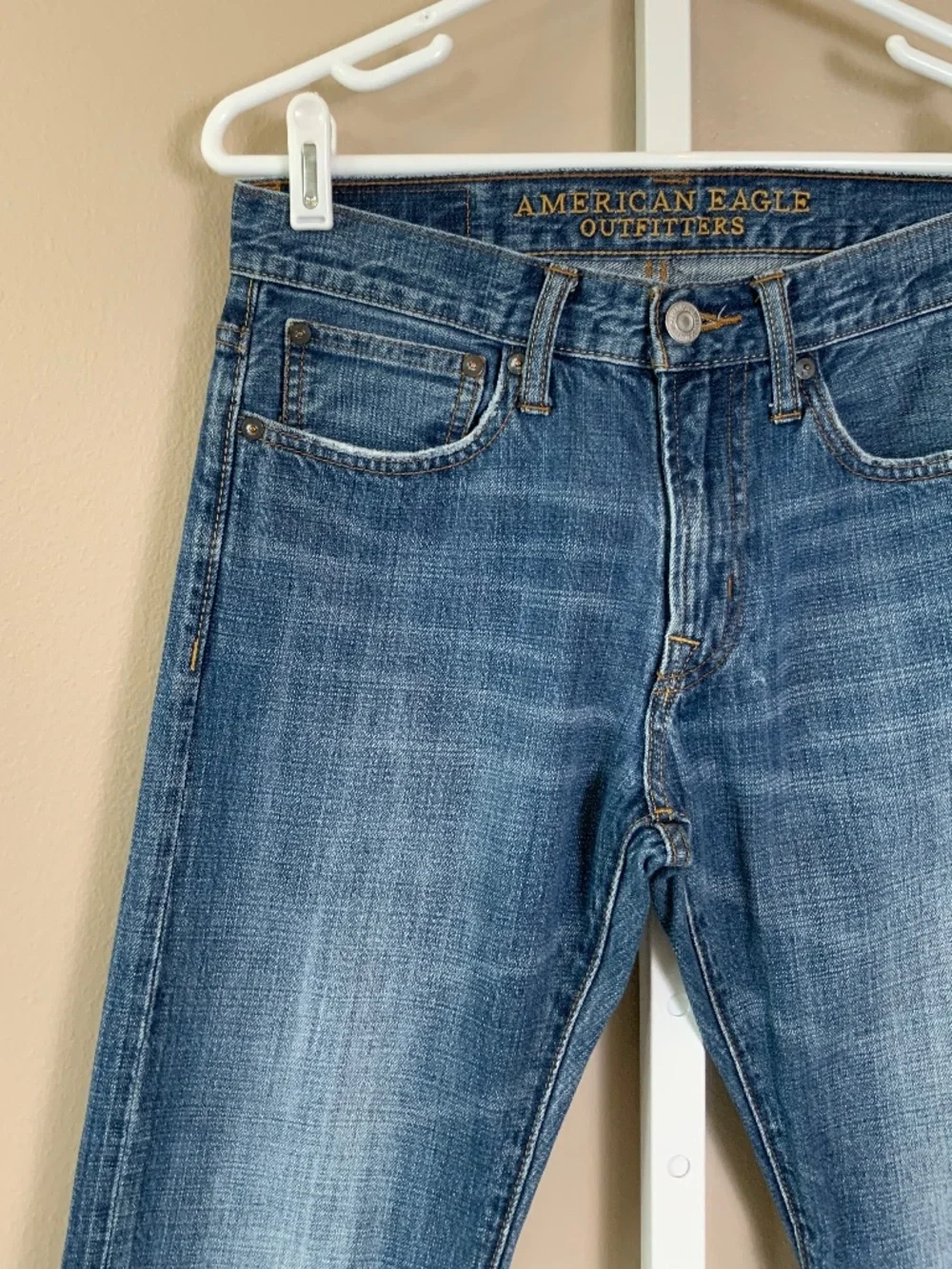 American Eagle Distressed Wash Slim Jeans
